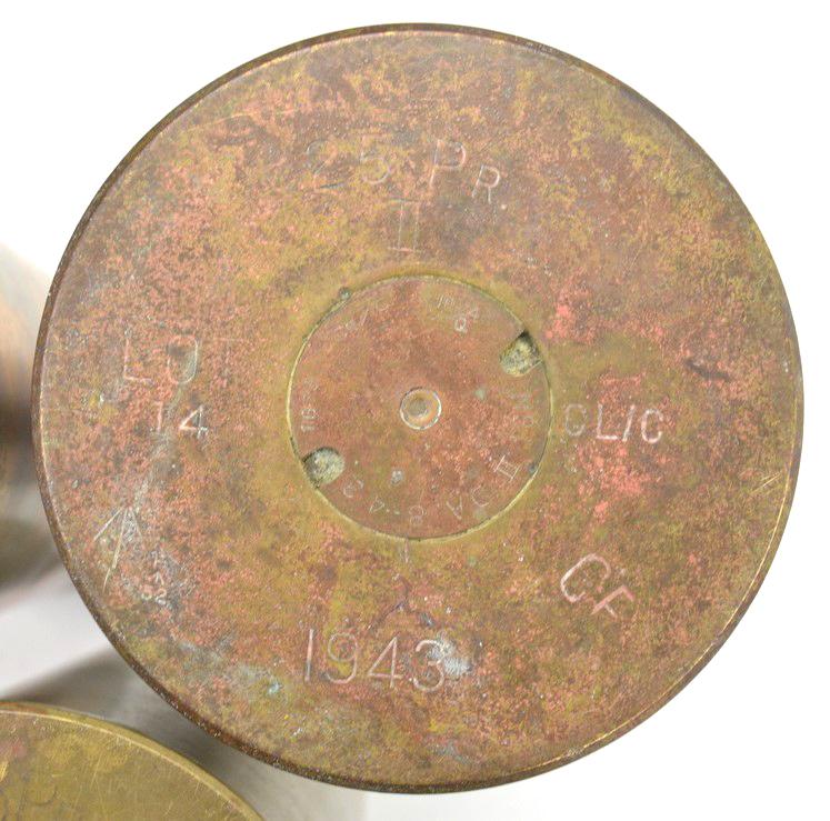 British WW2 25pds Artillery Shells