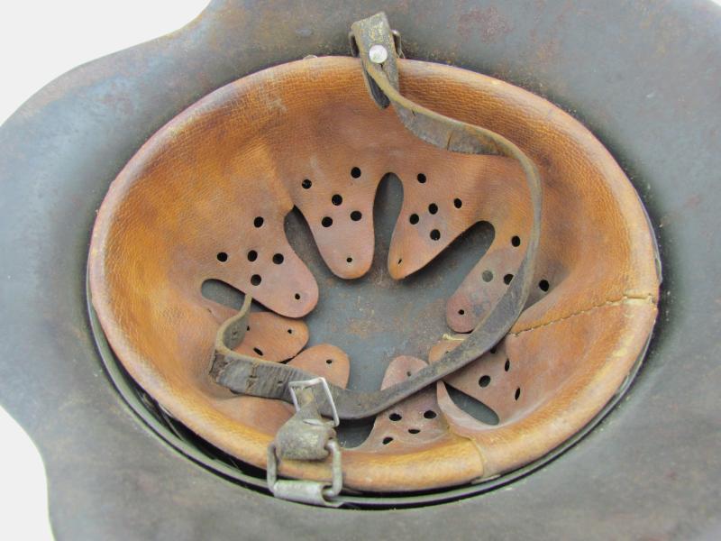 M42 Heer/Waffen-SS no decal steel helmet hkp62