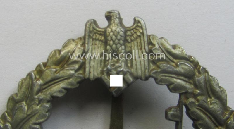 Scarcely found, WH (Kriegsmarine) 'Zerstörerkriegsabzeichen' being a clearly maker- (ie. 'L/18'-) marked example as executed in 'Feinzink' as was produced by the desirable maker (ie. 'Hersteller'): 'B.H. Mayer's Kunstprägeanstalt'