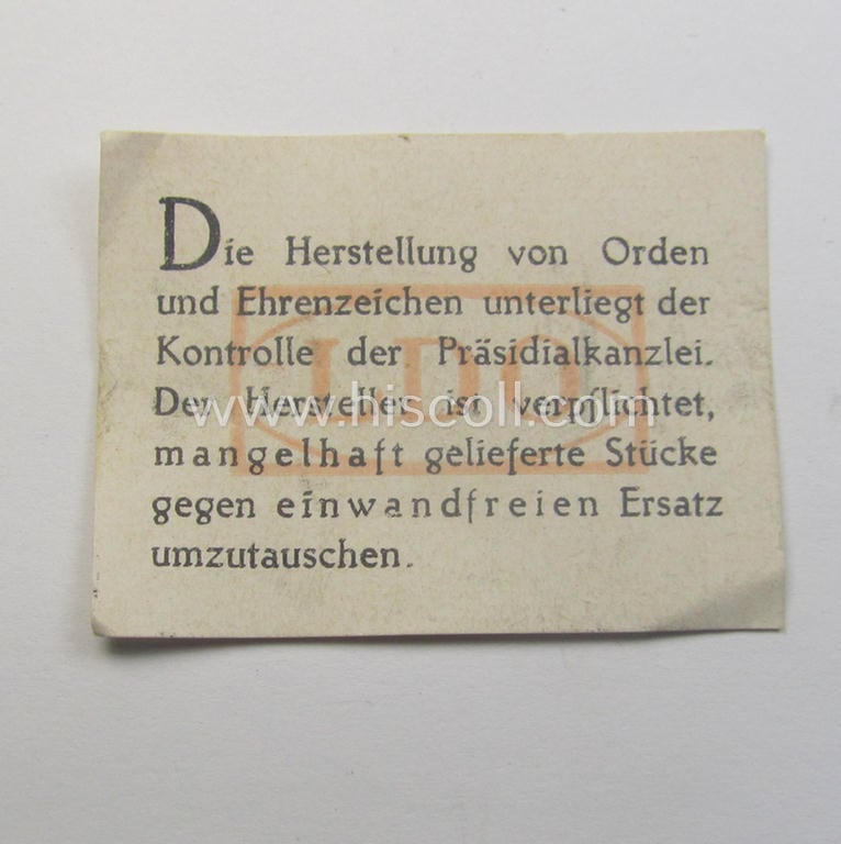 'Verwundeten-Abzeichen in Schwarz' being a maker- (ie. 'L/53'-) marked example by the company: 'Hymmen & Co.' and that came stored in its typical 'LDO'-type etui (ie. two-pieced-box)