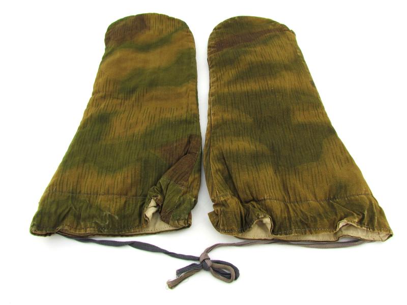 Reversible Parka Mittens in Sumpftarn Camouflage