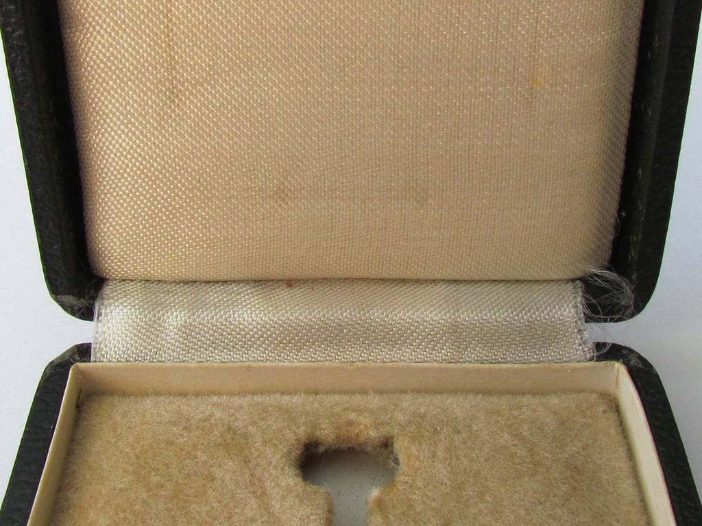 Iron Cross 1st Class 1939  Presentation Case