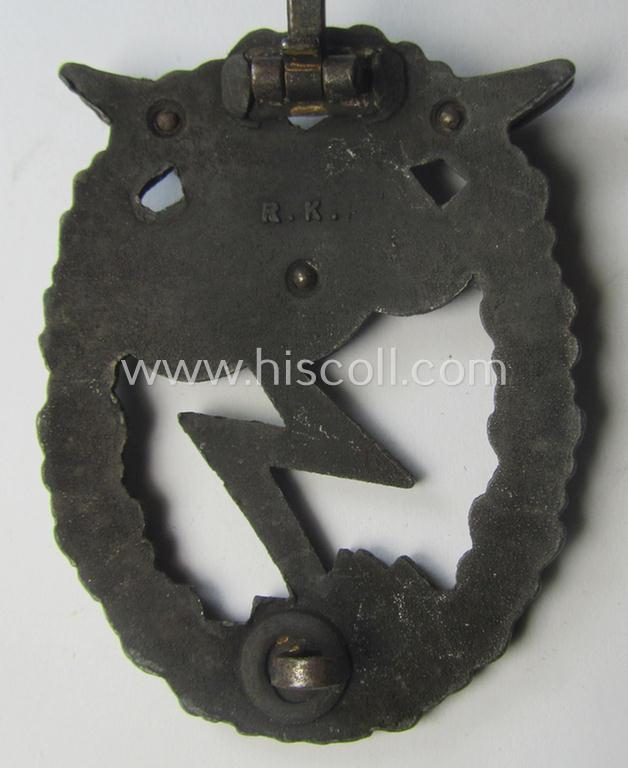 Luxuriously-styled, WH (LW) 'Erdkampfabzeichen' by: 'Rudolf Karneth'