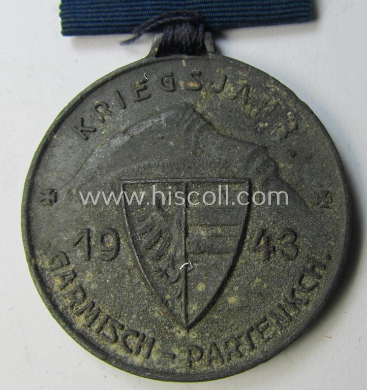 Interesting - and rarely seen! - greyish-toned, WH (Heeres) 'Gebirgsjäger'-related item: a semi-official, commemorative-medal (aka: 'Url') depicting a WWII-period IC and famous 'Edelweiss'-flowers coupled with text: '1.Gen.Kp. I.Geb.Jäg.E.Btl....