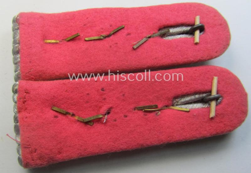 Pair of WH (Heeres) 'cyphered' officers'-type shoulderboards: 'Hauptmann eines Panzerjäger-Abts.' (having a rarely seen pair of smaller-sized 'P'-cyphers ie. 'Ziffern' period-attached)