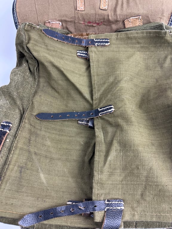 Wehrmacht Totnister "Affe" Near mint condition