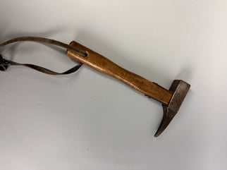 Mountain trooper ‘Gebirgsjäger’climbing hammer