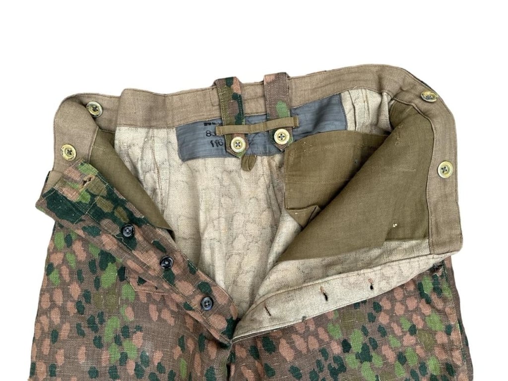 Waffen SS erbsentarn (DOT44)Trousers unissued Condition