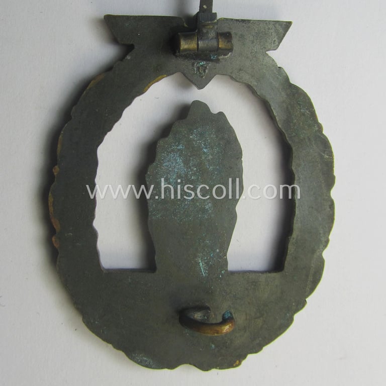 WH (Kriegsmarine) 'Kriegsabzeichen für Minensuch-, U-Boot-Jagd und Sicherungs-Verbände' being a detailed albeit non-maker-marked, and 'Feinzink'-based example