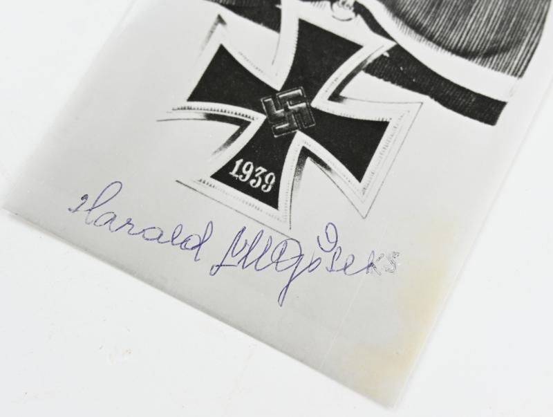 Signature of Waffen-SS KC Recipient 'Harald Nugiseks'