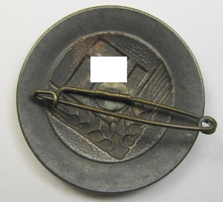 Greyish-silver-coloured- and/or metal-based, so-called: 'RADwJ' (or: womens' labour-service) service-badge (or: 'Dienstbrosche') as intended for an: 'Arbeitsmaid'