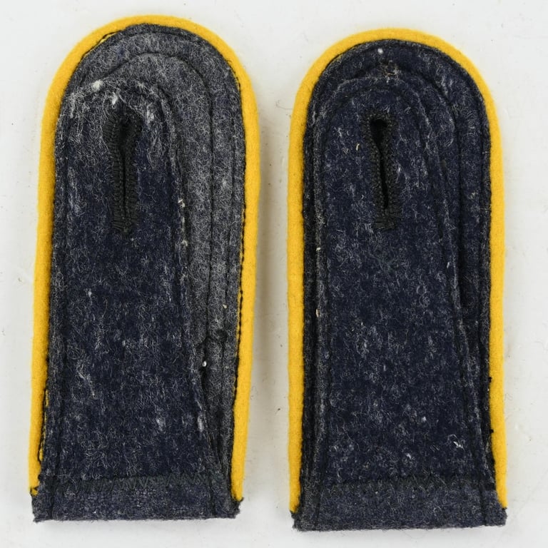 German LW NCO Kriegsschule Shoulderboards