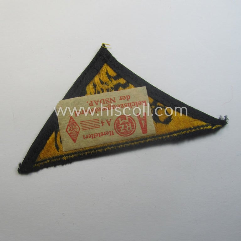 Rarely seen 'HJ' ('Hitlerjugend') district-triangle (ie. 'Gebietsdreieck') entitled: 'Süd Bayreuth' (being a 'virtually mint' example that still retains its 'RzM'-etiket)