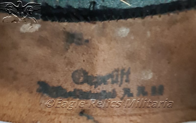 Early Army Artillery OR/NCO visor cap by Peküro with unit Stamp ‘Schirmmütze’