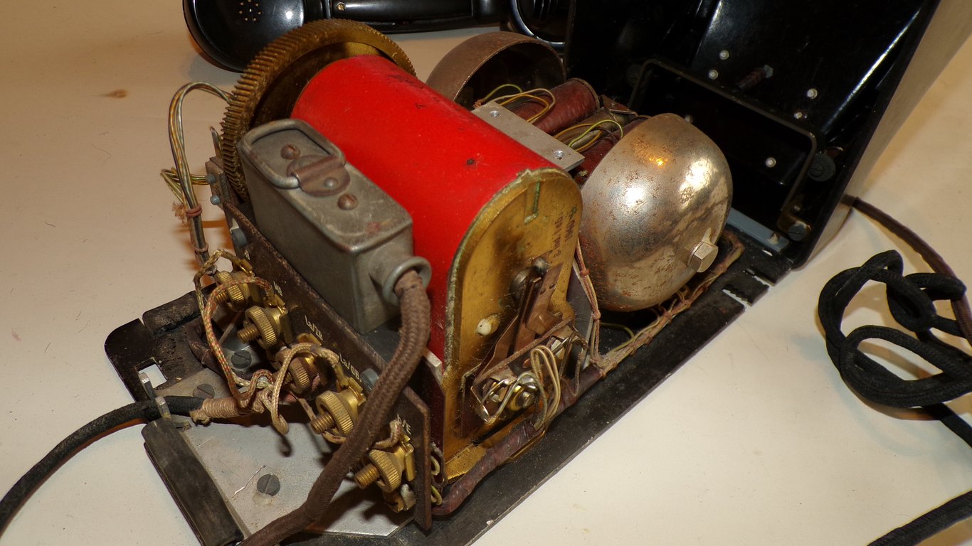 1939 Siemens Tischfernsprecher 38 (Tf. 38)