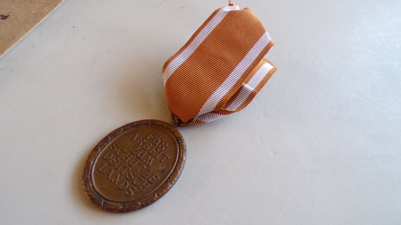 Westwall Medal Carl Poellath