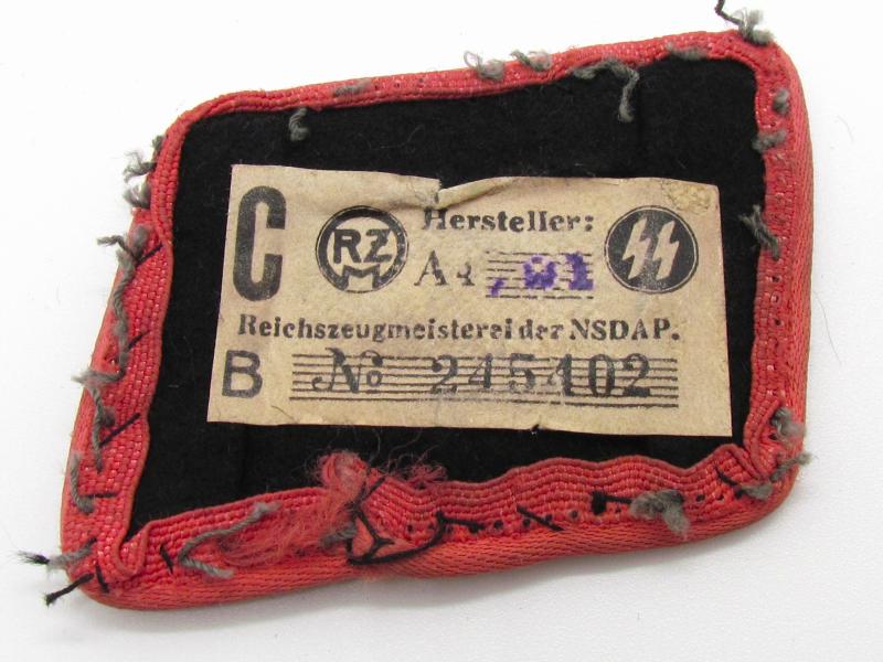 Waffen SS Panzer Oberscharführer collar taps...Rare!