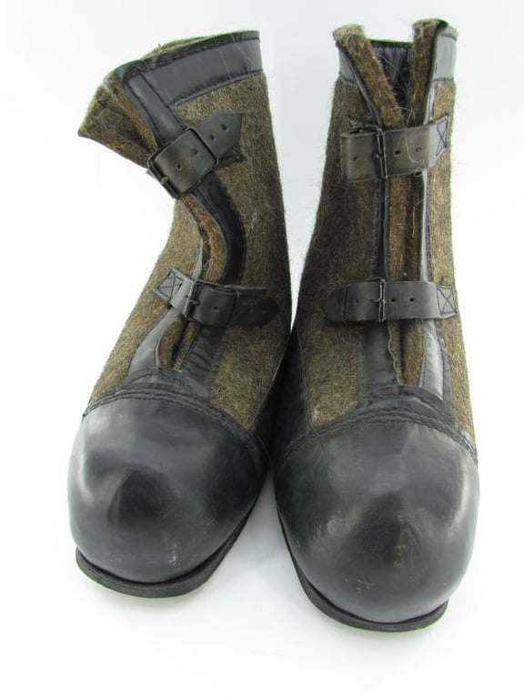 German Guard Boots in very good condition