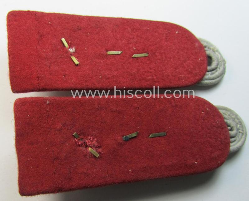 Pair of WH (Heeres) officers'-type shoulderboard-pair: 'Oberstleutnant u. Kriegs- o. Oberfeldrichter des Heeres'