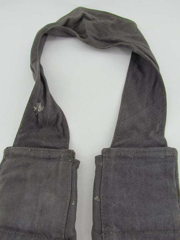 Luftwaffe 'Fallschirmjäger' K98 Blue Ammunition Bandoleer