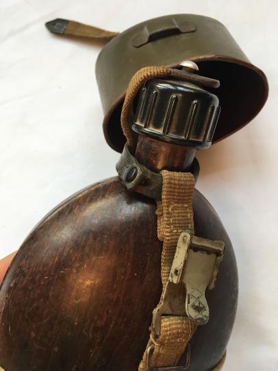 WH (Heer) M31 Tropical Canteen and Cup