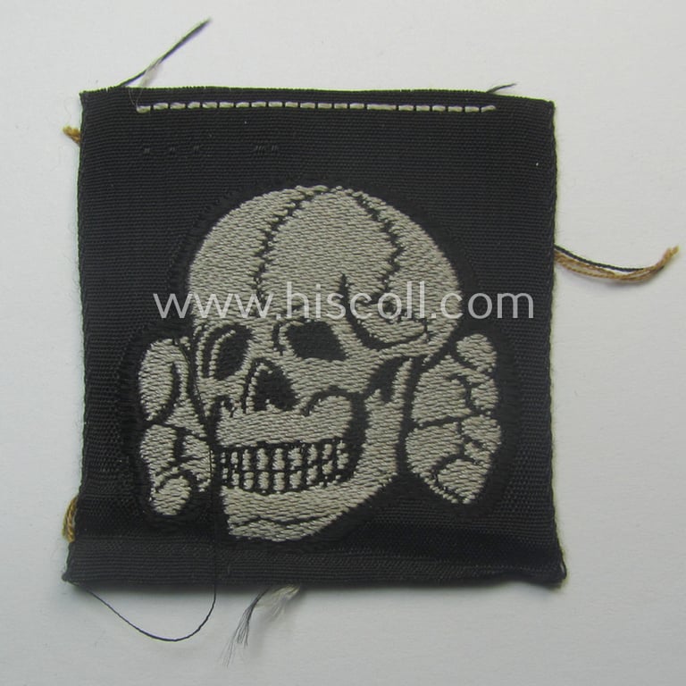 Superb, Waffen-SS, 'BeVo'-woven-style skull- and cap-eagle-set (ie. 'Totenkopf- u. Adler-Effektensatz für Schiffchen o. Einheitsfeldmütze')