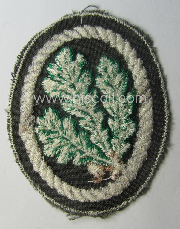 'Variant'-pattern, WH (Heeres) 'Jäger'-arm-badge being a desirable example as was executed in the machine-embroidered style on a thin-shaped- and/or linnen-based background