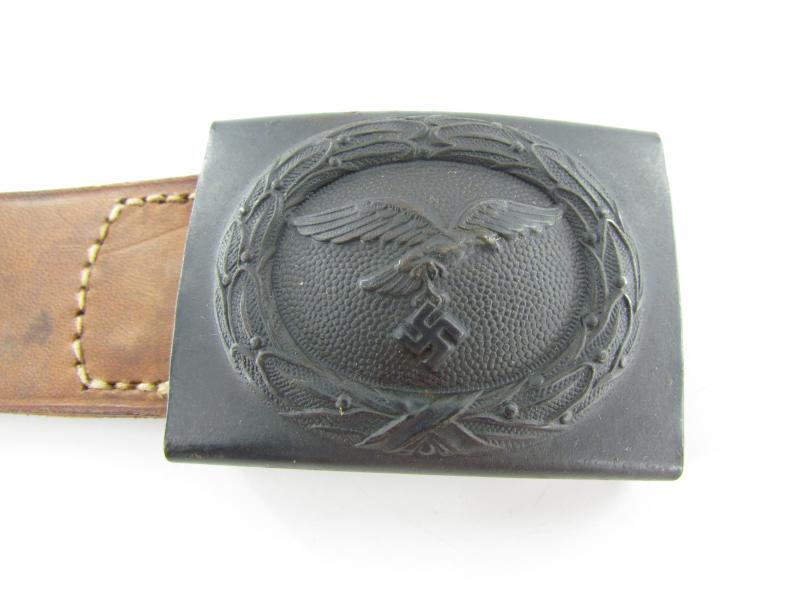 Luftwaffe belt buckle by Hermann Aurich 1940 ( Mint )
