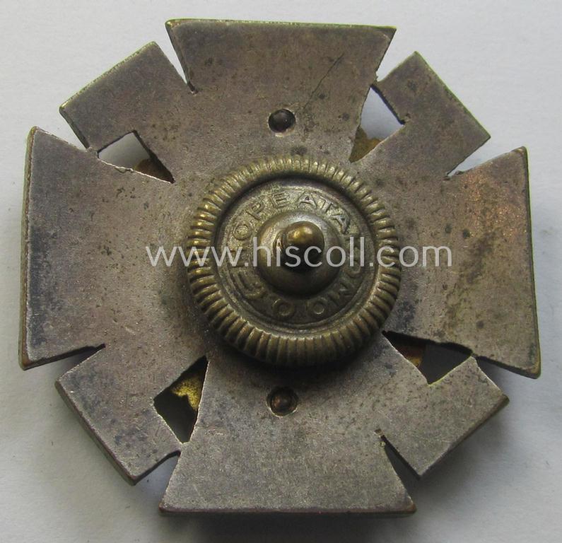 Attractive - and scarcely encountered! - so-called: Finnish-/German: 'Nordfrontkreuz', being a white-/blue-coloured and maker- (ie. 'Hopeatakomo o.y.'-) marked 'variant' that shows the text: 'Pohjoisrintama - Die Nordfront - 1941/43'