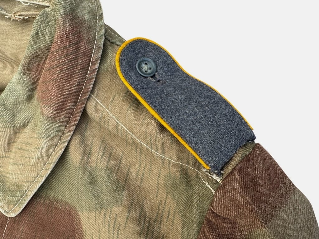 Luftwaffe ‘Feld-Division’ smock in Sumpftarn