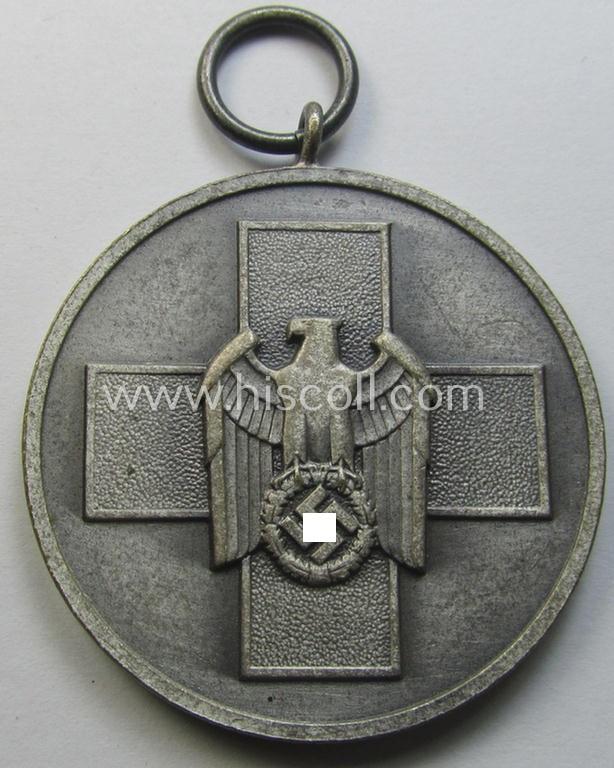 'Frosted' silver-toned (and I deem zinc- ie. 'Feinzink'-based!) 'Deutsche Volkspflege'-medal