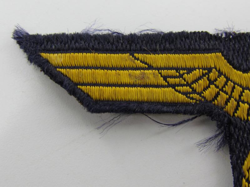 Kriegsmarine blue/gold ‘BeVo’ cap eagle