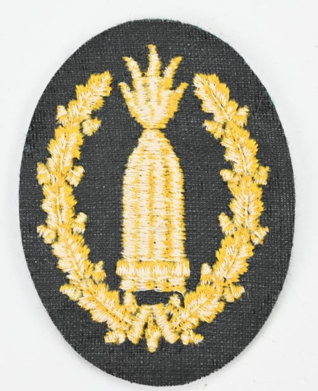 German WH Artillery Gun-Layer Sleeve Patch