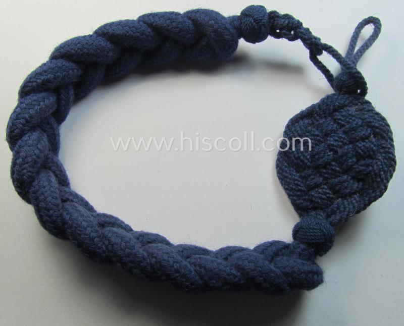 WH (Kriegsmarine) 'Schützenschnur für Gewehrschützen der 3. Stufe' (ie. naval rifle-shooting-lanyard of the third class) as was specifically intended for usage by the various 'Kriegsmarine'-troops
