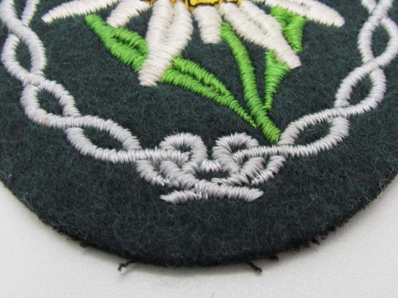 Wehrmacht Gebirgsjäger Edelweiss sleeve badge