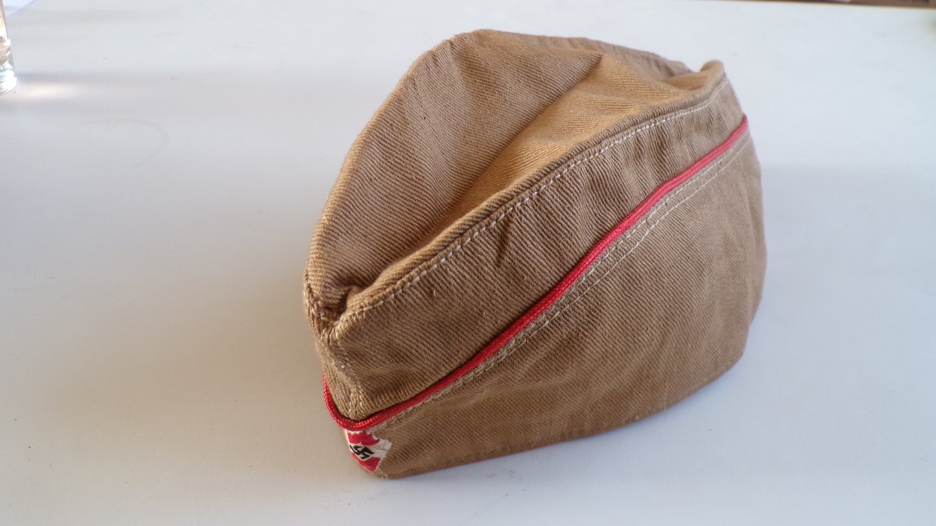 Hitler Youth Tan Feldmütze / Side Cap