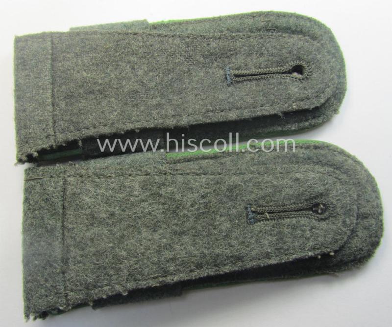 Pair of early- (ie. mid-) war-period (ie. 'M40 o. M43'-pattern), WH (Heeres) EM-type shoulderstraps as was intended for a: 'Soldat des Panzergrenadier-Regiments 15' and that comes with its period-attached 'Überschübe'-pair