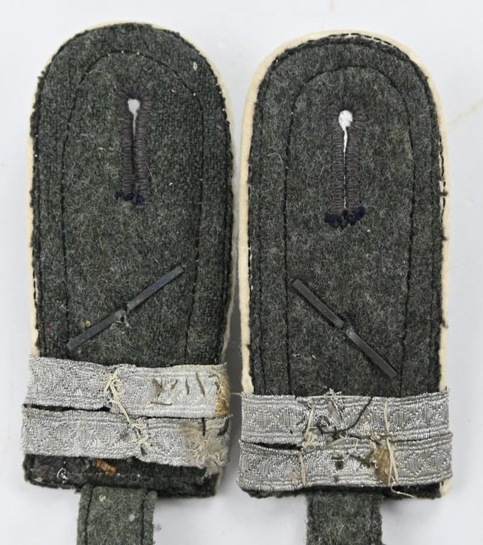 German WH NCO Shoulderboards Infantry