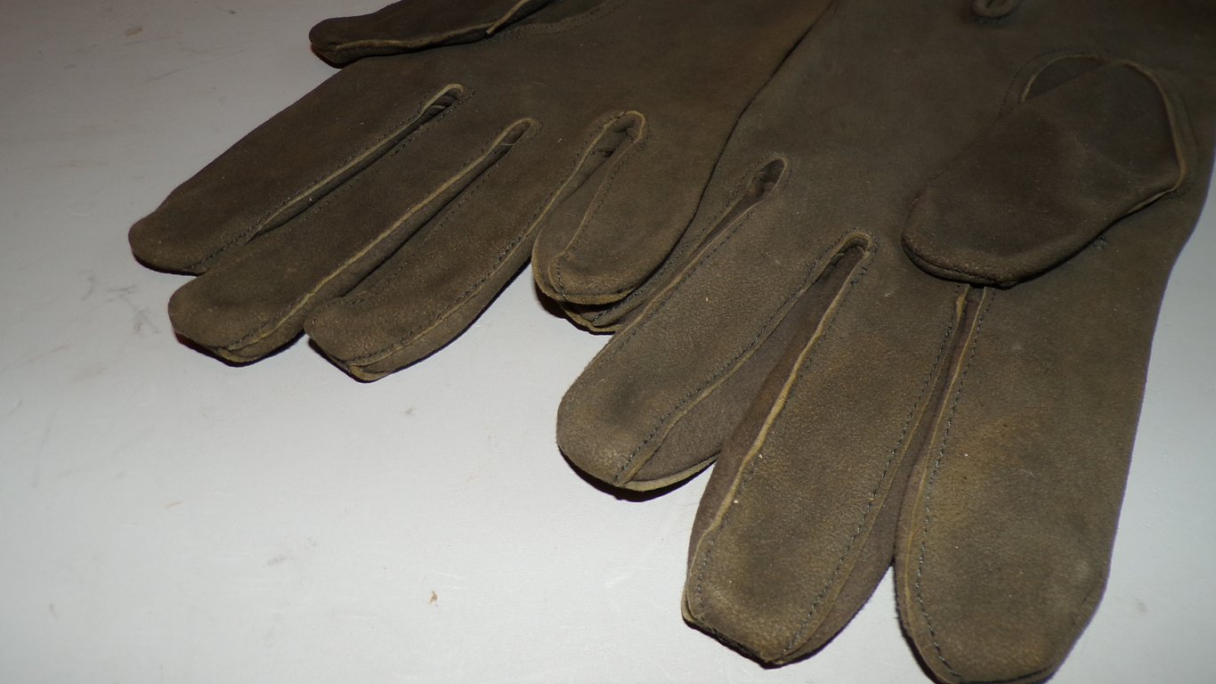 Named Officer's gloves (handschuhe)