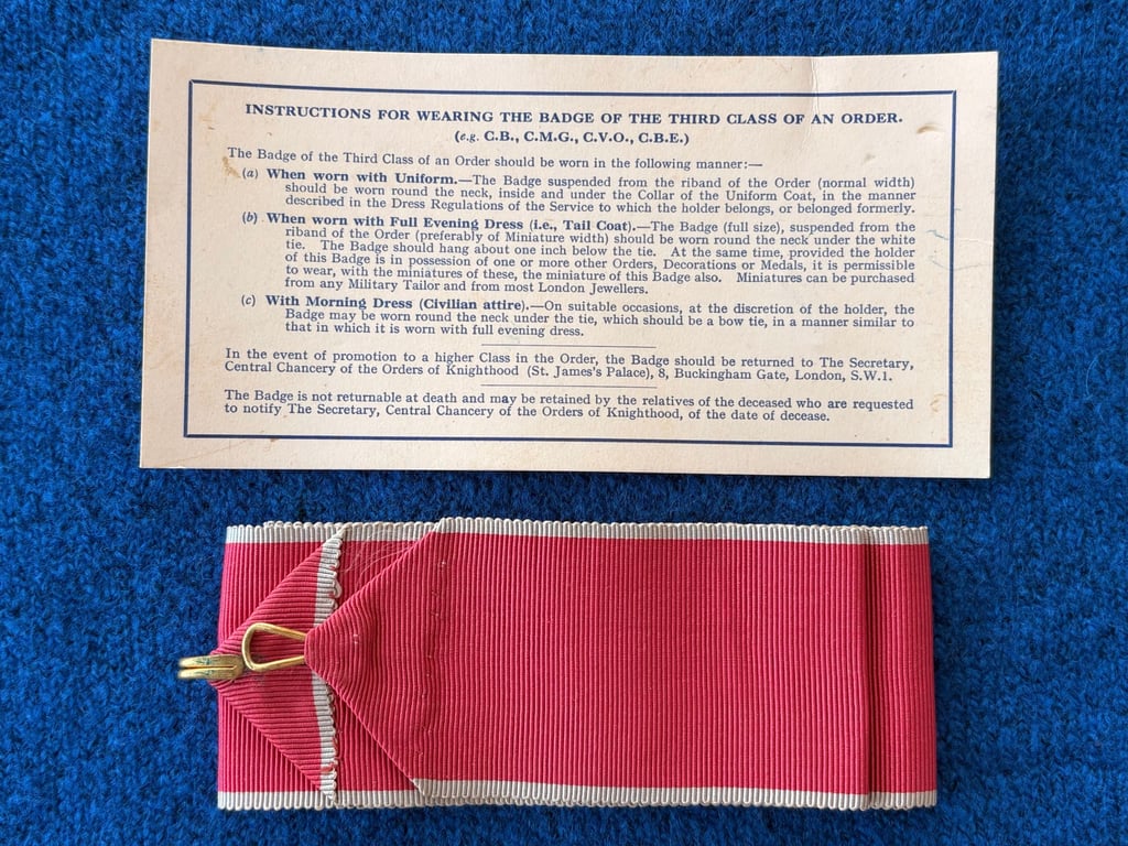 EXTREMELY RARE CASED CBE MEDAL, CASE IS TO THE LATE KING GEORGE VI ISSUE. ADDITIONAL PHOTOS