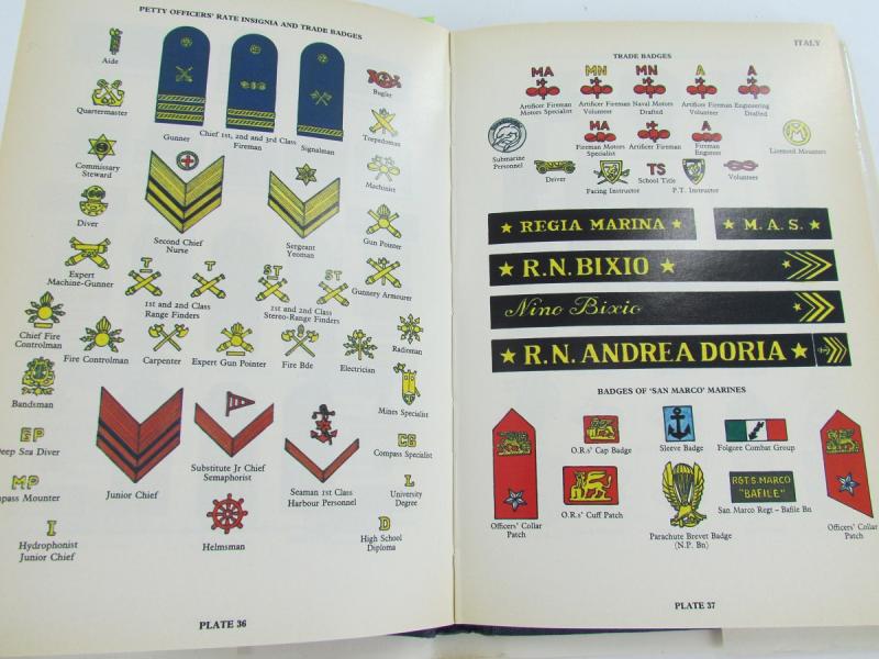 Blandford Colour Series (Blandford Press) Naval And Marine Badges And Insignia