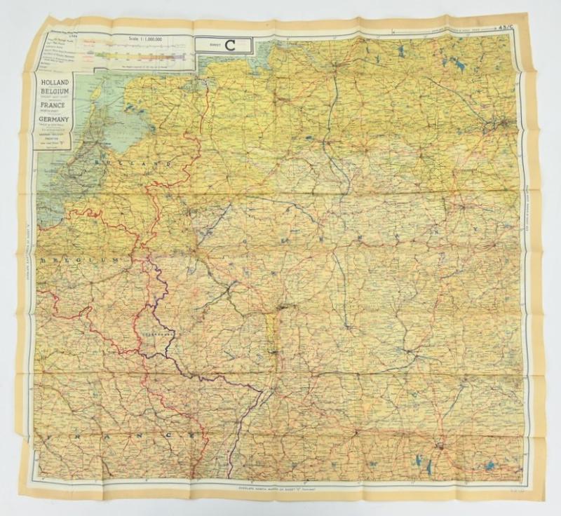 USAAF WW2 Escape Map set with Cover & Compas