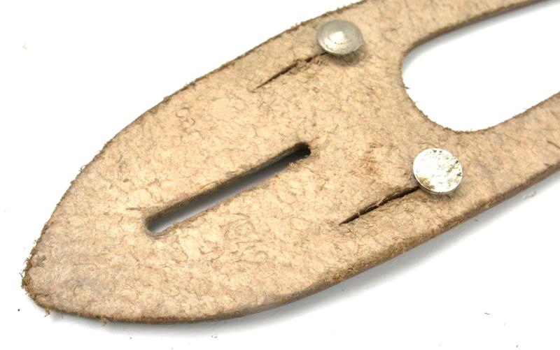 German WH CAG 1943 Binocular Button attachment Leather