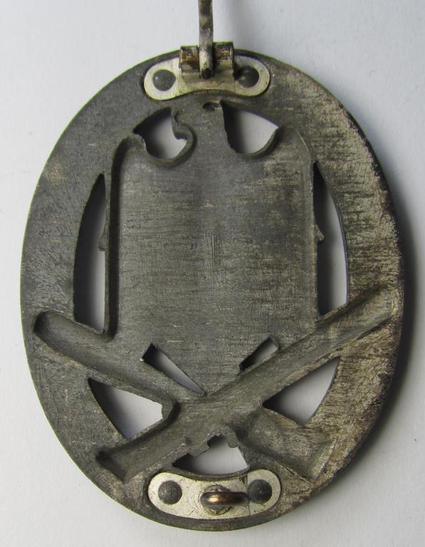 Superb, 'Allgemeines Sturmabzeichen' (or: general-assault-badge ie. GAB) being a very desirable, non-maker-marked (zinc-based) so-called: 'four-rivet'-pattern example as was produced by a to date still unidentified maker