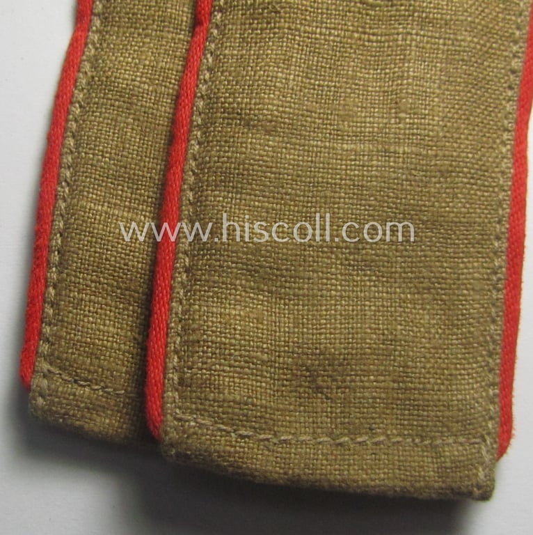 Pair of WH (Luftwaffe) 'tropical-styled', EM-type shoulderstraps: 'Soldat der Flak-Artillerie-Trpn.'