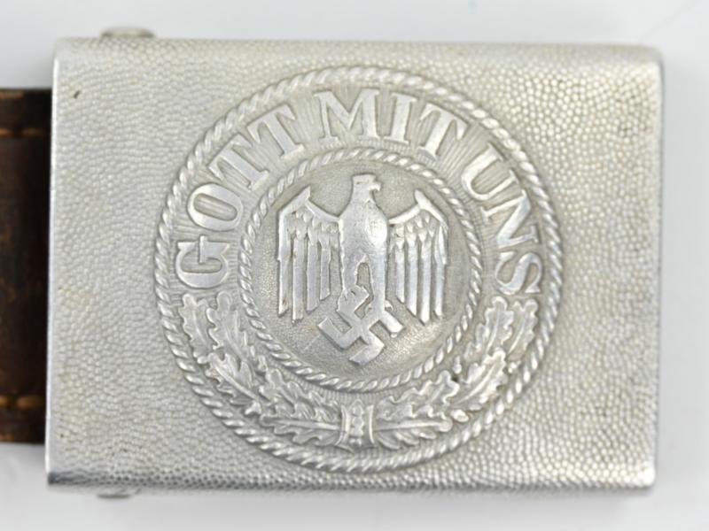German WH Heer Beltbuckle with Tab 'Gebr. Gloerfeld 1938'
