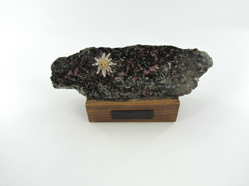 Paper weight for on the desk ( Edelweiss )