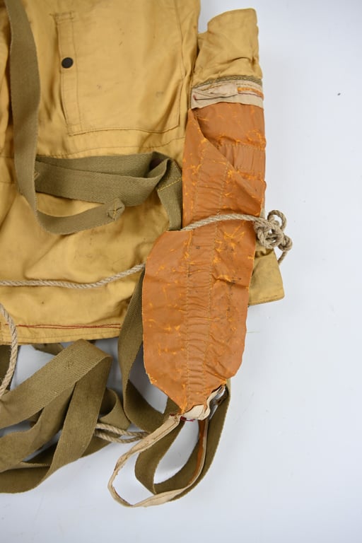 British WW2 RAF 1941 Pattern Mae West Life Preserver