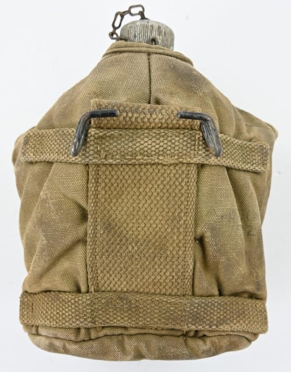 US M-1941 Cavalry/Paratrooper Canteen