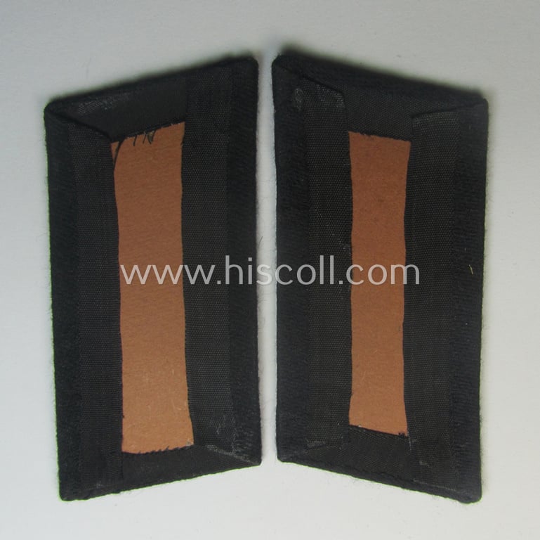 Pair of RAD (ie. 'Reichsarbeitsdienst') EM-type collar-tabs (being of the third pattern as was used in the period between 1942-45) as was intended for a: 'RAD-Arbeitsmann'